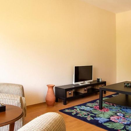 Lovely Flat Near Public Transportation In อิซมีร์ ภายนอก รูปภาพ